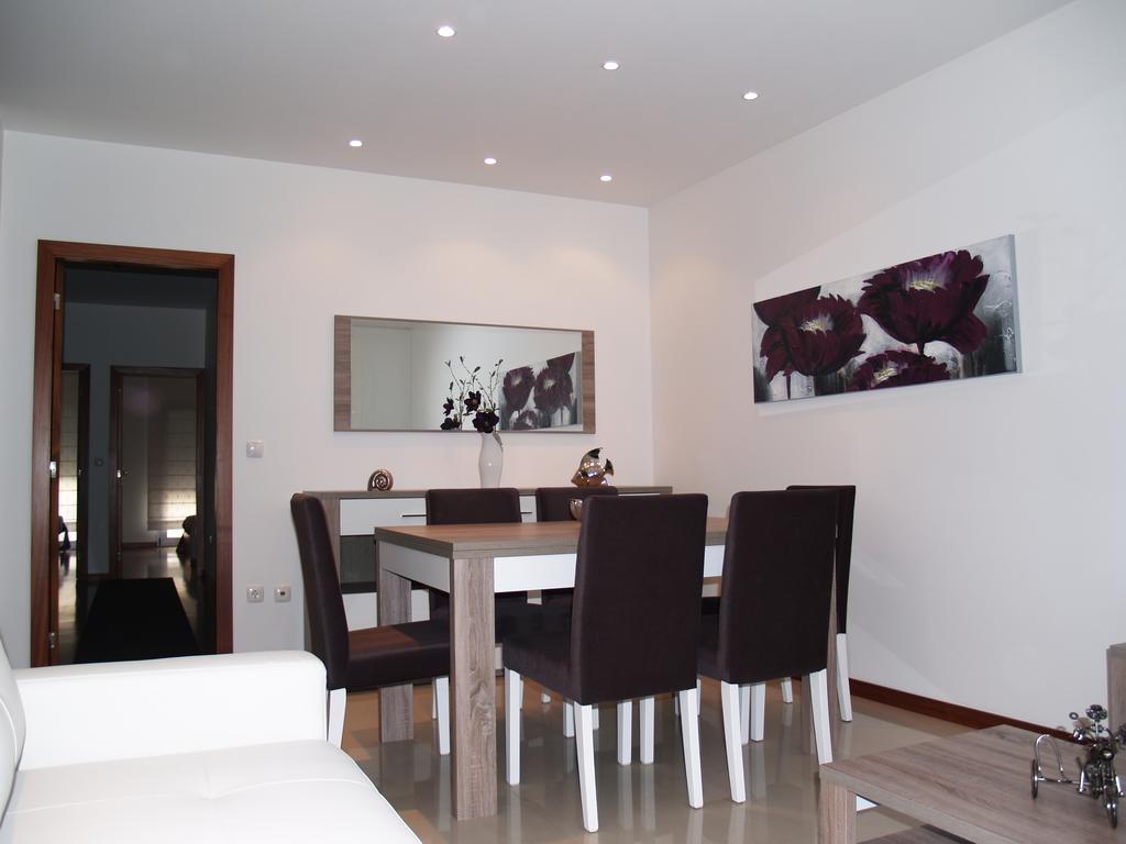 Apartamento Carvalhido 포보아데바짐 객실 사진